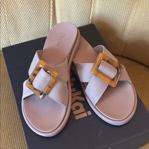 OluKai La’i Slide Sandals - Taupe
